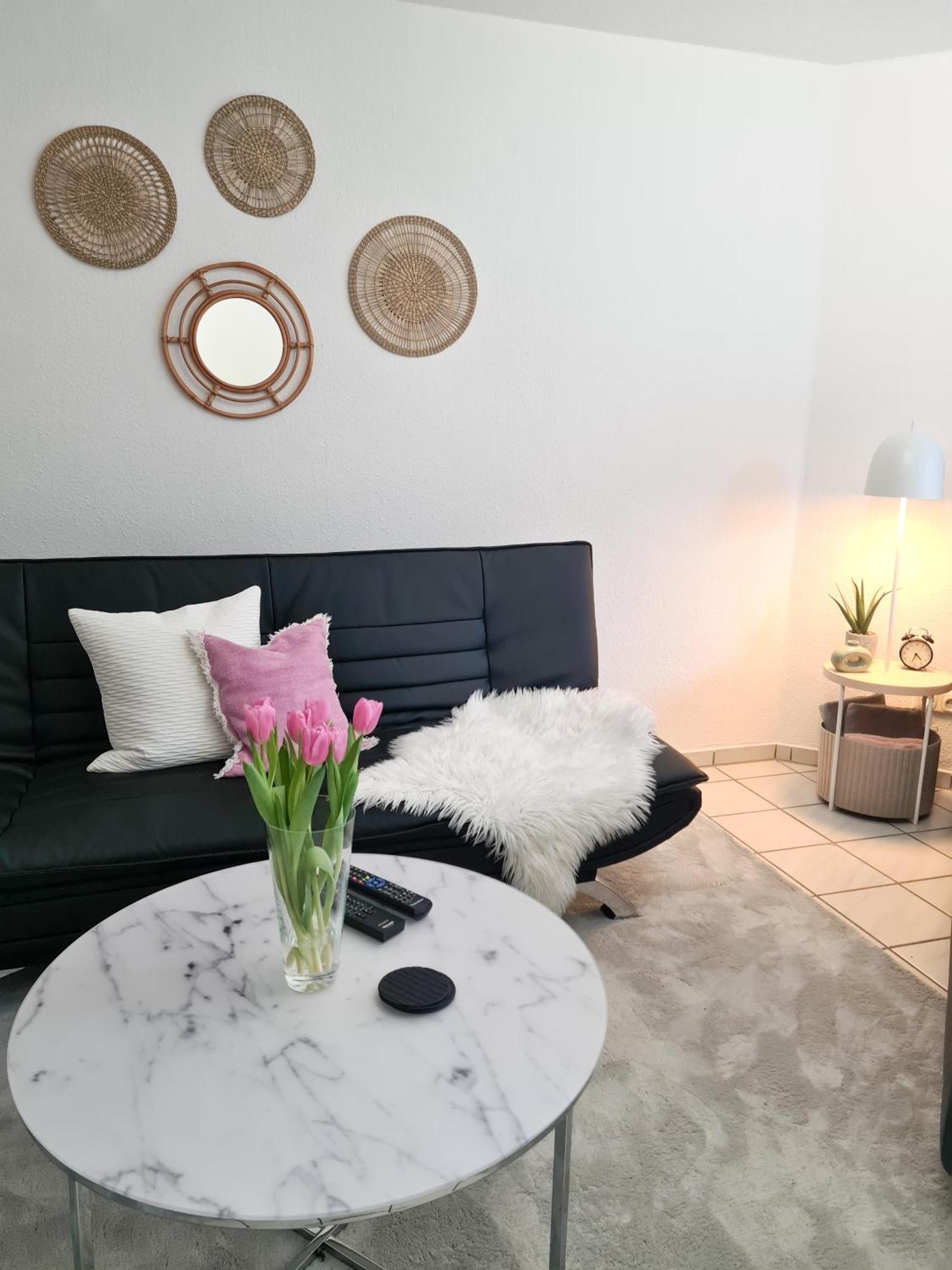 Ferienwohnung Rote Tuer - Landleben Pur! Kirchhain Dış mekan fotoğraf